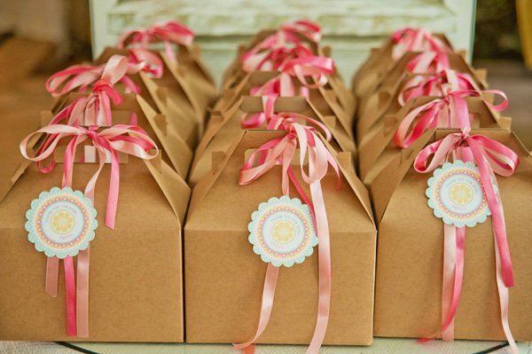 pink-lemonade-birthday-party-favors-and-tags